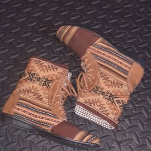 Yo Cholita tribal/village looking shoes